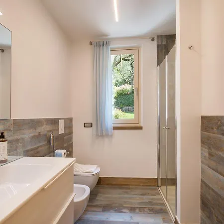 Claudia With Private Pool * Torri Del Benaco