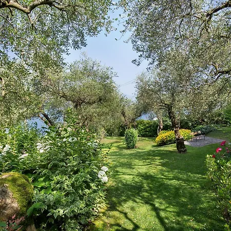 Claudia With Private Pool * Torri Del Benaco