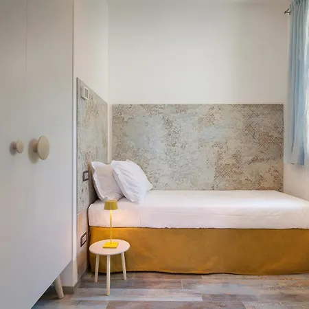 Claudia With Private Pool Villa Torri Del Benaco