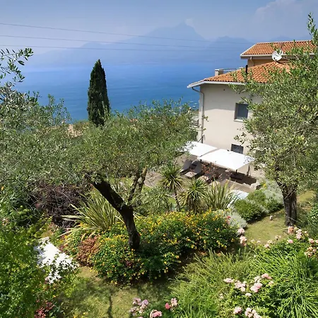 Claudia With Private Pool Villa *