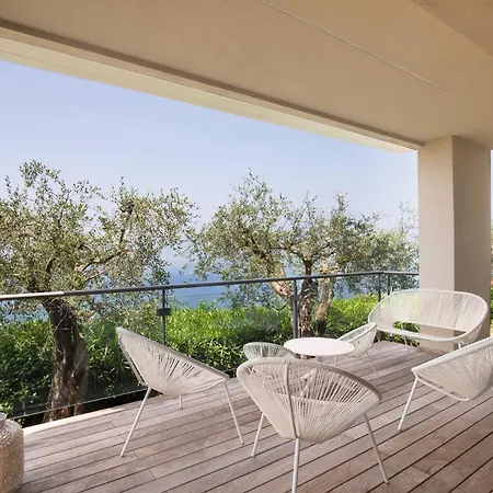 Villa Claudia With Private Pool Torri Del Benaco