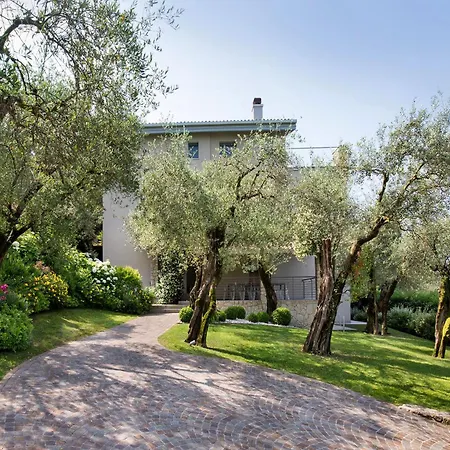 Villa Claudia With Private Pool *