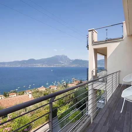 Claudia With Private Pool Villa Torri Del Benaco