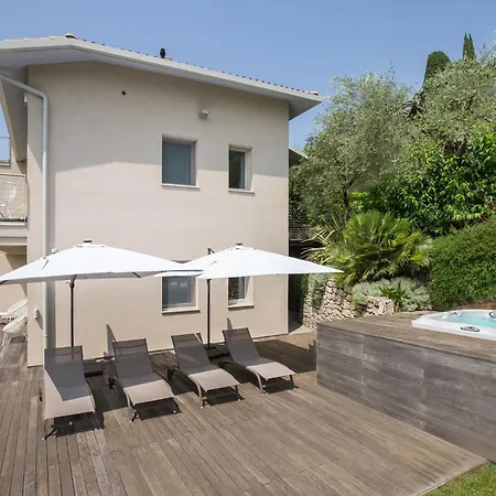 Villa Claudia With Private Pool
