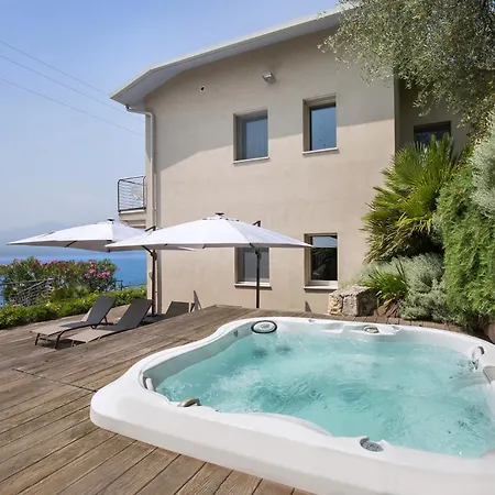 Villa Claudia With Private Pool Torri Del Benaco