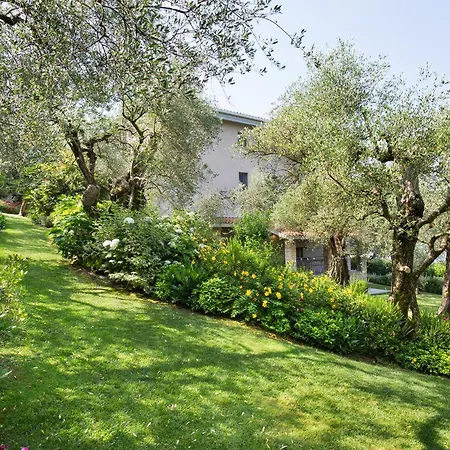 Claudia With Private Pool *