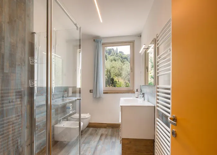 Claudia With Private Pool *