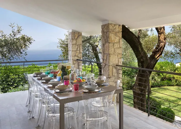 Claudia With Private Pool