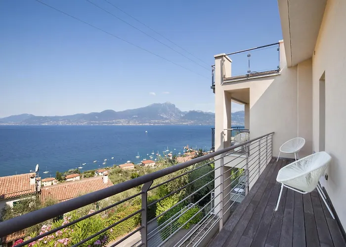 Claudia With Private Pool Villa Torri Del Benaco