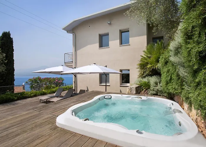 Villa Claudia With Private Pool Torri Del Benaco
