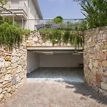 Claudia With Private Pool Villa *
