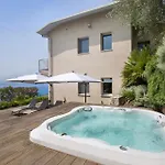 Villa Claudia With Private Pool Torri Del Benaco
