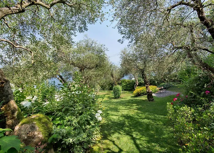 Claudia With Private Pool * Torri Del Benaco