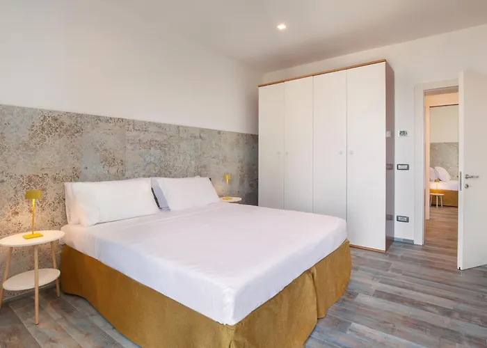 Claudia With Private Pool